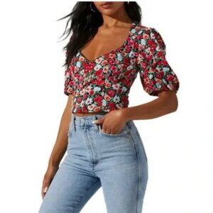 NWT Nordstrom ASTR The Label floral print crop top Small Style #:AT17297-003